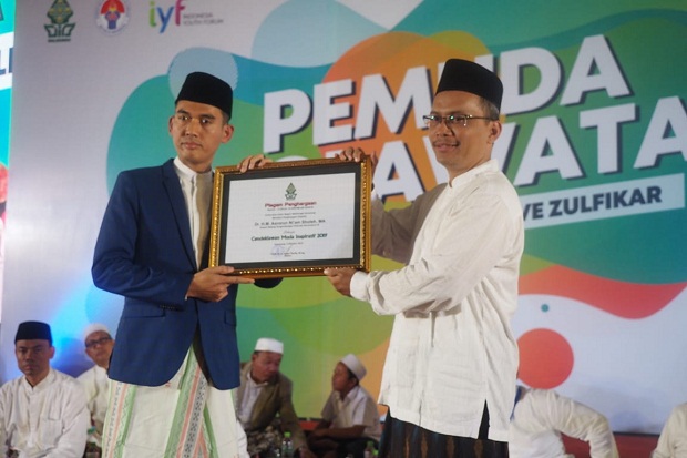 8 Ribu Anak Muda Hadiri Acara Pemuda Sholawatan di UIN Walisongo Semarang
