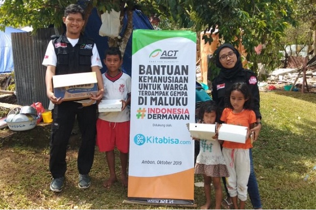 Pengungsi Korban Gempa Ambon Dapat Layanan Kesehatan dan Dapur Umum ACT