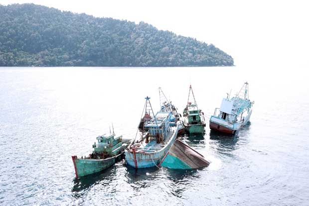 21 Kapal Ikan Asing Ditenggelamkam di Perairan Kalbar