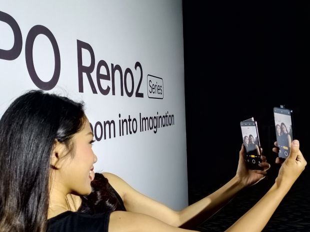 Resmi Meluncur di Indonesia, Duo Oppo Reno 2 Dilego Rp7 Jutaan
