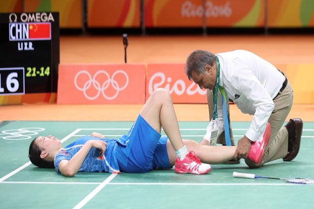 Peraih Emas Olimpiade Li Xue Rui Gantung Raket di Usia 28 Tahun