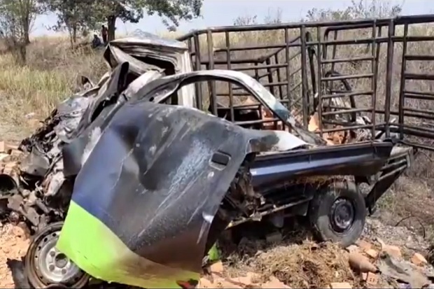 Tabrakan Maut di Lintas Timur Lampung, 6 Tewas Terpanggang dalam Mobil