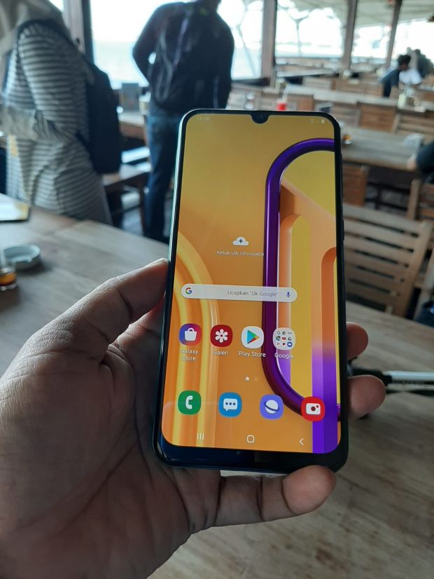 Punya Baterai 6.000 mAh, Durasi Nonton Video Galaxy M30s 29 Jam