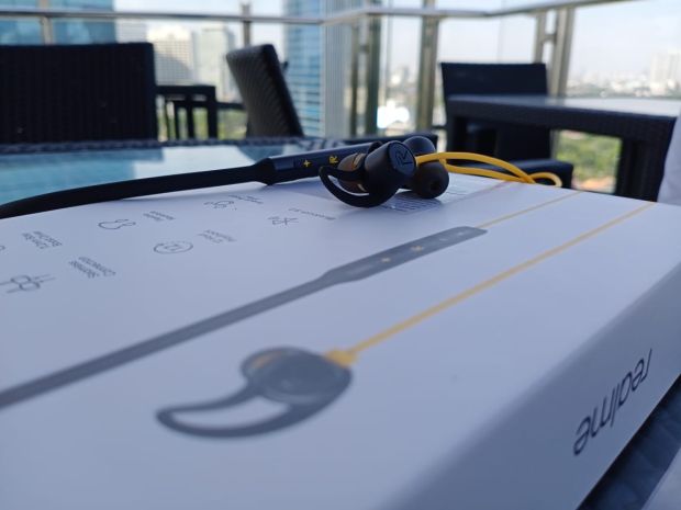 Ternyata Asyik Juga Menikmati Dentuman Bass realme Buds Wireless