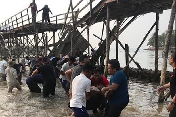 Jembatan Montigo Resort Ambruk Dinaiki 60 Wisman Asal Singapura