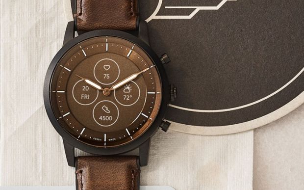 Fossil Kawinkan Fungsi Smartwatch dan Desain Tradisional