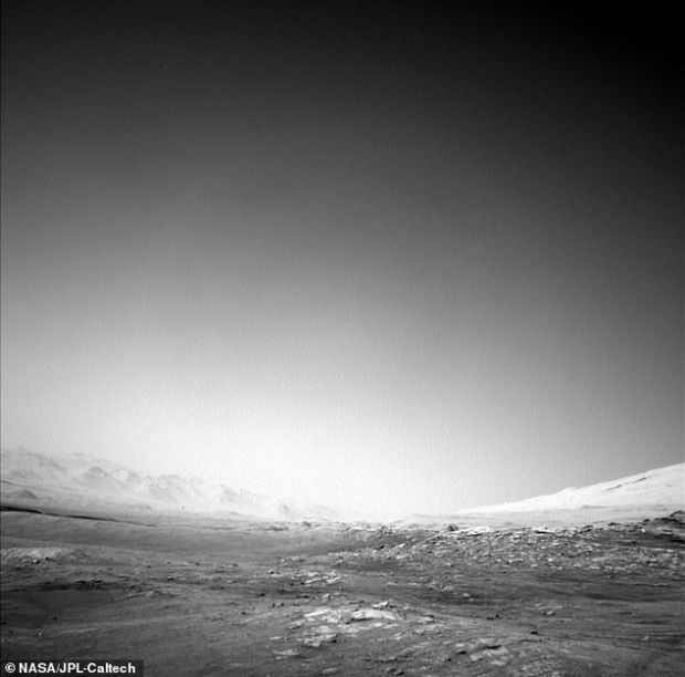 Bos Tesla Mau Bangun Mars, Ini 'Bisikan' Robot Penjelajah Planet Merah