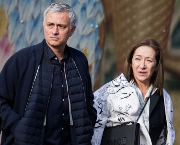 Rumah Tangga Jose Mourinho Mendekati <em>Peluit Akhir?</em>