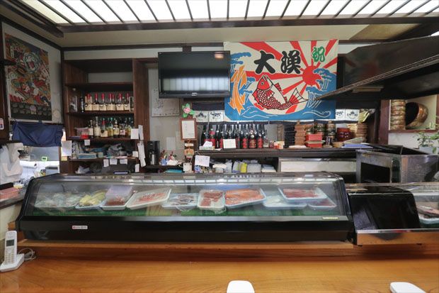 Serunya Belajar Membuat Sushi di Shinminato Sushi Academy