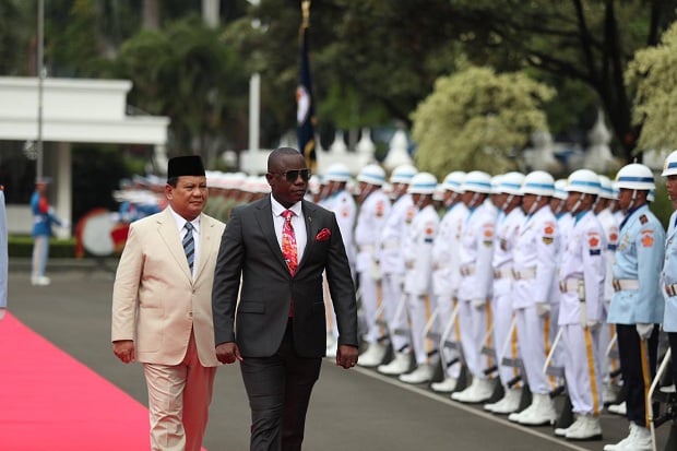 Giliran Menhan Ghana Ajak Prabowo Kerja sama Pertahanan