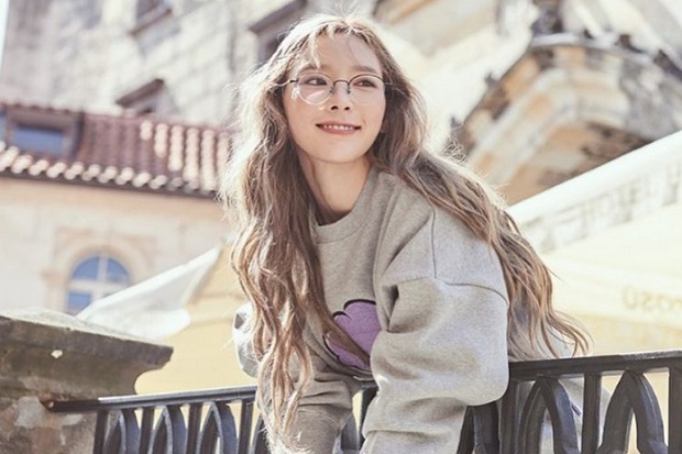 Mengenal Taeyeon lewat Gaya Cantiknya