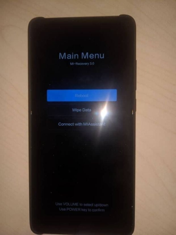 Pengguna Handphone Xiaomi Harus Waspada Terhadap Wallpaper Ini