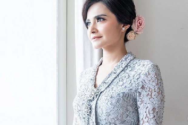 Yuk, Intip Foto-foto Pernikahan Cut Tari dengan Richard Kevin
