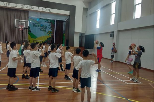 Srikandi Cup dan Pekanbaru Allstars Lakukan Kegiatan PEAK Coaching Clinic