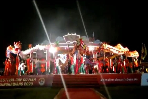 Pembukaan Festival Imlek di Kota Seribu Kelenteng, Singkawang Spektakuler
