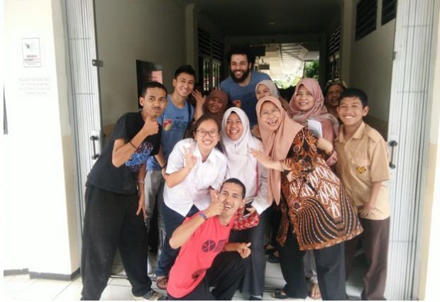 Sambut Seri 3, NSH Jakarta dan PEAK Indonesia Lakukan Kegiatan Sosial