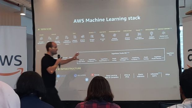 AWS Mudahkan Pemanfaatan AI dan Machine Learning Berbasis Cloud