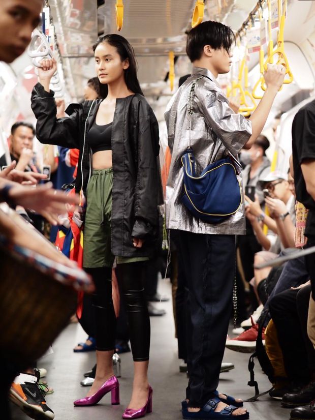 Fashion Rocks 2020, Peragaan Busana Pertama di MRT Jakarta