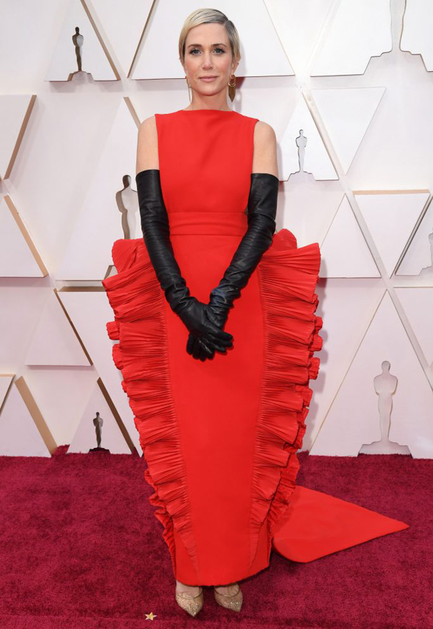 5 Busana Terburuk Oscar 2020 Menurut Netizen