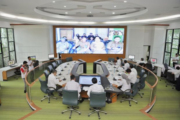 Gunakan Telekonferensi dan Aplikasi Ruang Desa, Menteri Halim Dengar Curhatan Pemprov Jambi