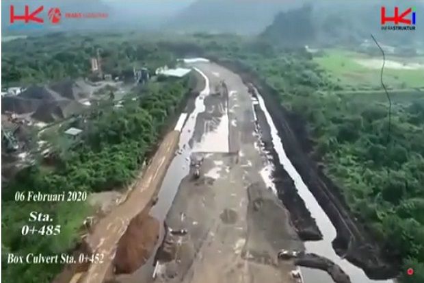 Beredar Video Drone Proyek Jalan Tol Padang Sicincin Diduga Gunakan Tanah Hitam
