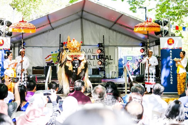 Tari Barong Bali Mendapat Standing Ovation di NMF 2020 Canberra