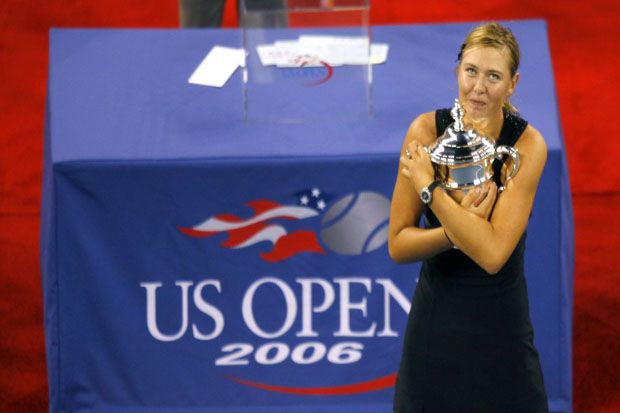Pesona Kecantikan Maria Sharapova di Catwalk Tenis Dunia