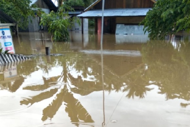 Bolaang Mongondow Diterjang Banjir Bandang, 2 Bocah Hilang Terseret Arus