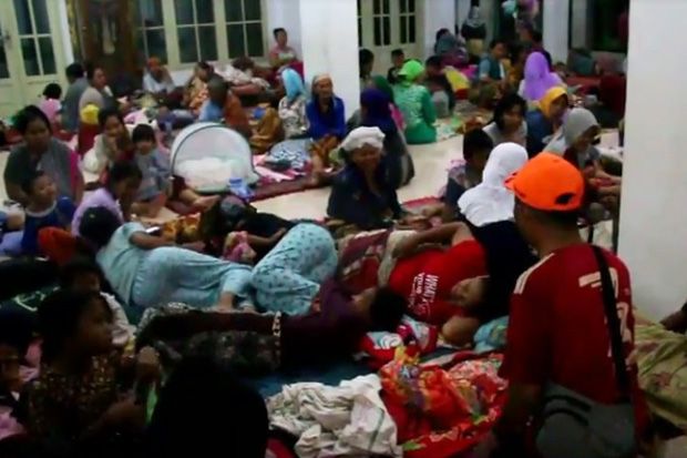 Hujan Lebat dan Sungai Meluap, Ratusan Rumah di Cirebon Terendam Banjir