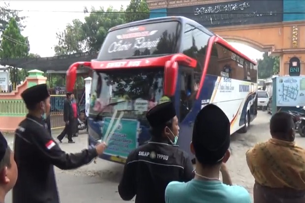 Ribuan Santri di Jombang asal Zona Merah Corona Dipulangkan