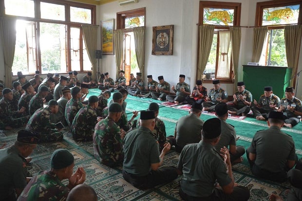 Tempati Rumah Dinas, Pangdam Siliwangi Gelar Pengajian dan Doa Bersama