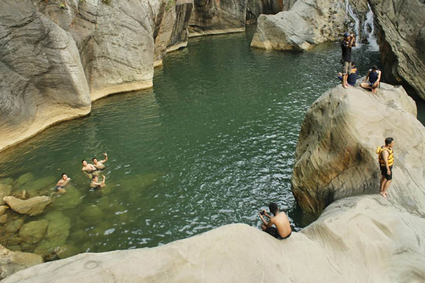 7 Wisata Alam Paling Eksotis di Bandung Barat