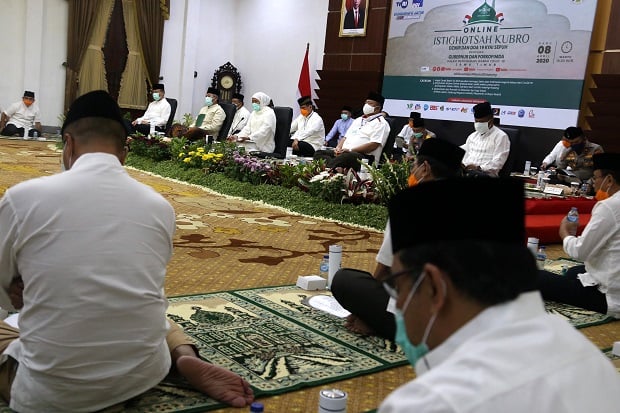 Khusyuk di Malam Nisfu Sya'ban, Ikhtiar Melawan Corona