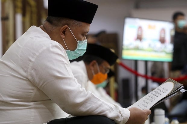 Khusyuk di Malam Nisfu Sya'ban, Ikhtiar Melawan Corona